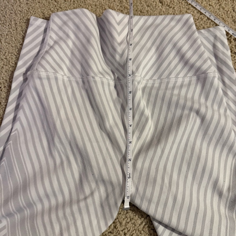 ALO Yoga White Striped Leggings - Picture 7 of 10